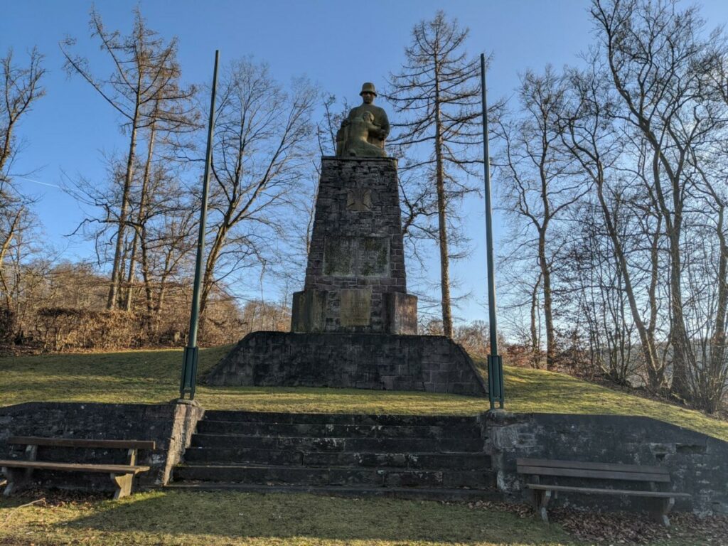 Ehrenmal